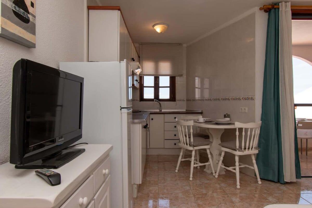 Parque Santiago II 269 - Studio With Sea And Pool Views Playa de las Américas Exterior foto
