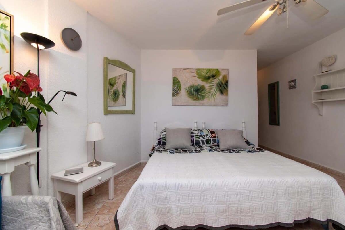 Parque Santiago II 269 - Studio With Sea And Pool Views Playa de las Américas Exterior foto